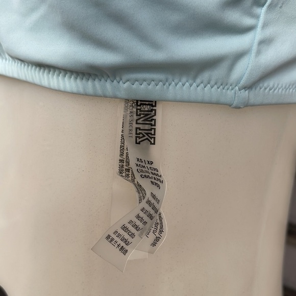 Victoria’s Secret Pink Bikini Swim Top Size XS - Picture 4 of 7